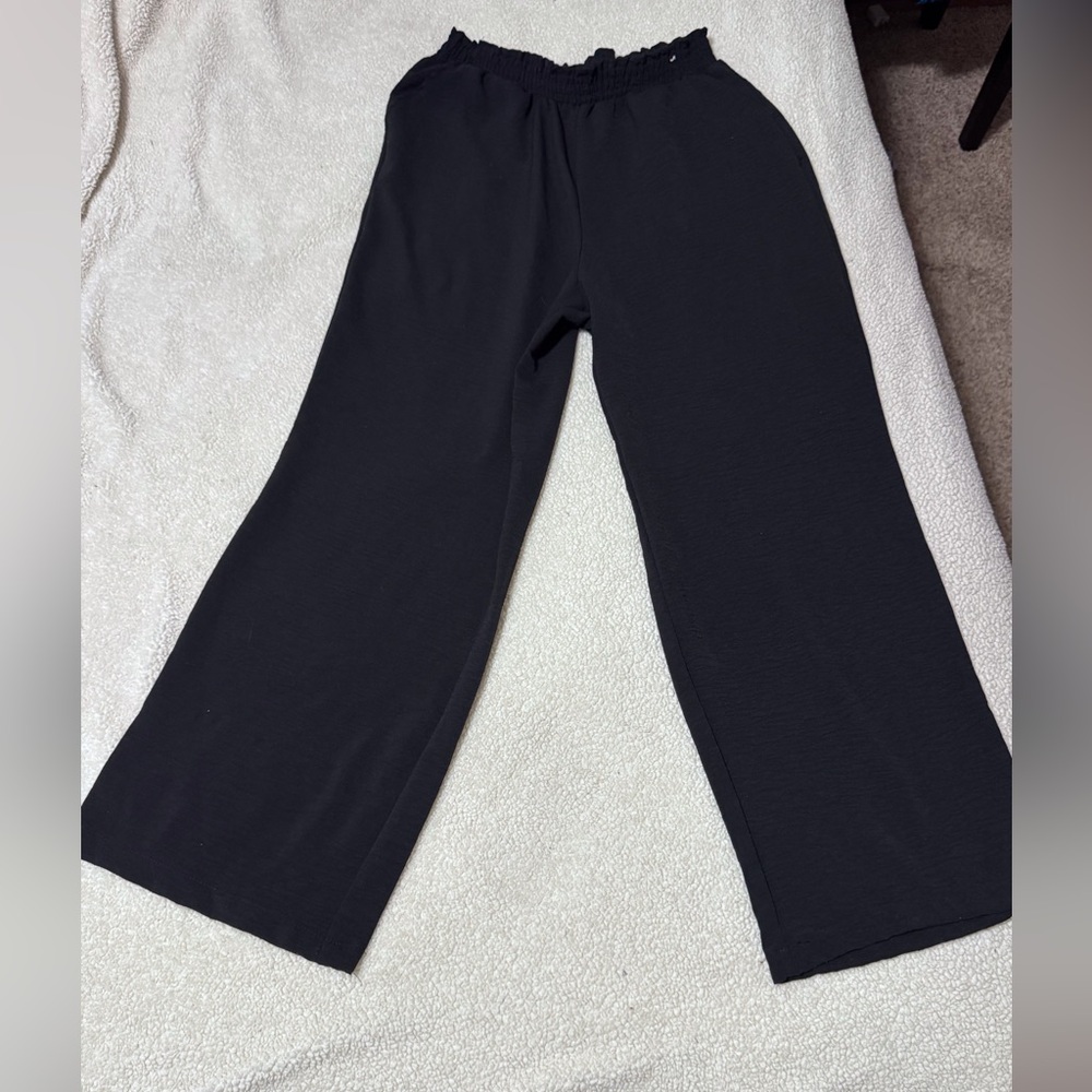 Women's Black Wide-Leg Pants